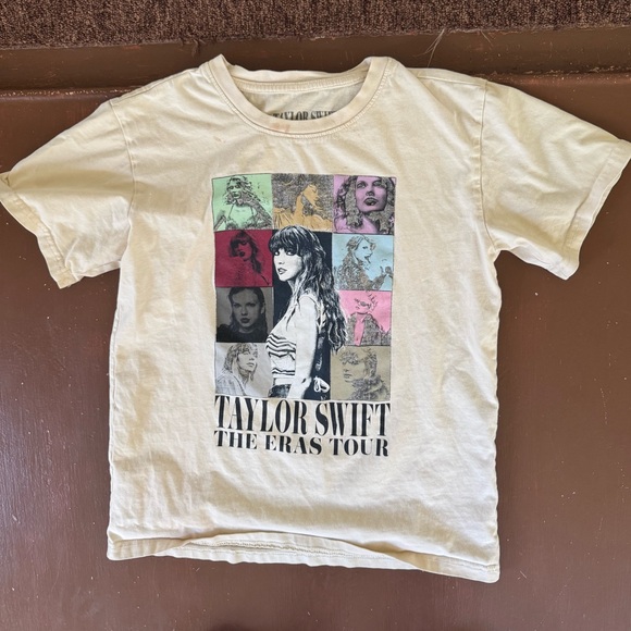Taylor Swift The Eras Tour Youth T-Shirt - Picture 1 of 6